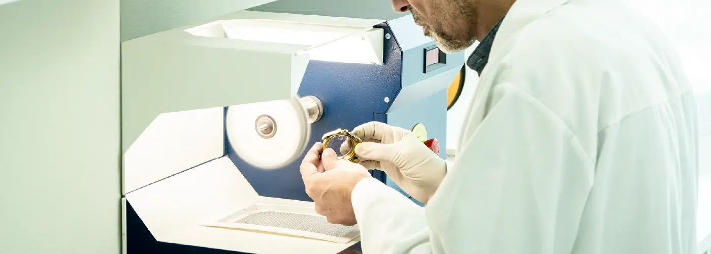 Gold Watch Case Dent Repair: Welding vs Polishing